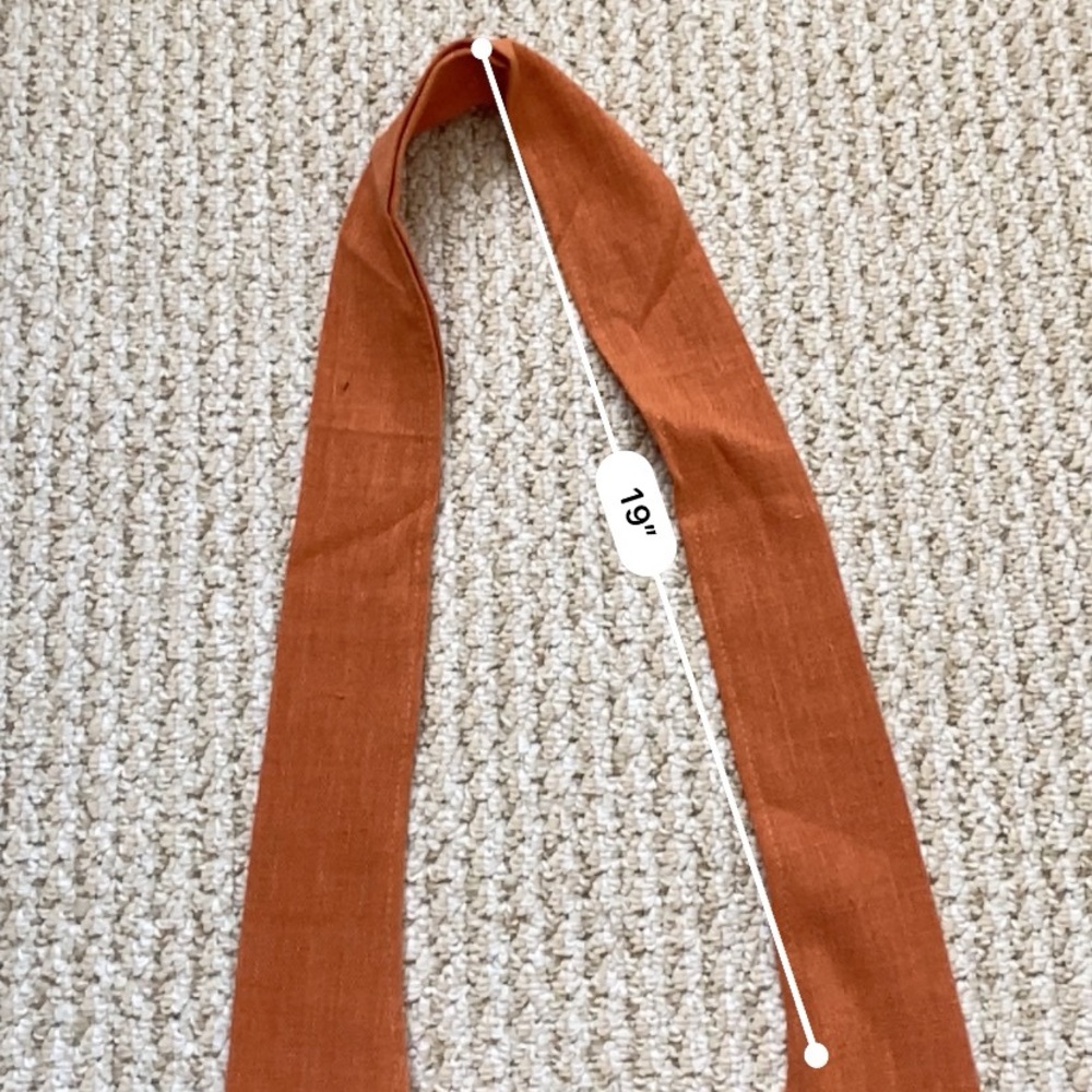 HANDMADE | Hobo Style Elephant Crossbody Bag - Picture 3 of 5